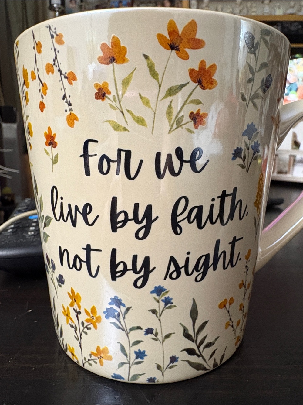 Faith Leather Journal with Mountain Design and zippered cover.
Mug included✝️ - Picture 2 of 7